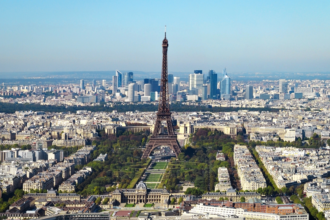 Paris_vue_d'ensemble_tour_Eiffel